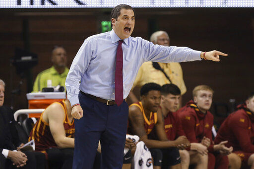 No. 2 Baylor wins 13th in a row 68-55 over Iowa State
